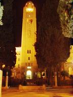 YMCA bei Nacht